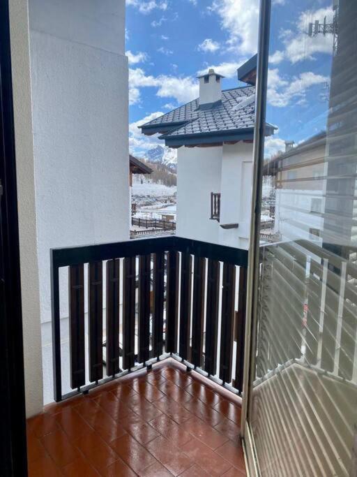 Cozy Apartment Near The Slopes Breuil-Cervinia Luaran gambar